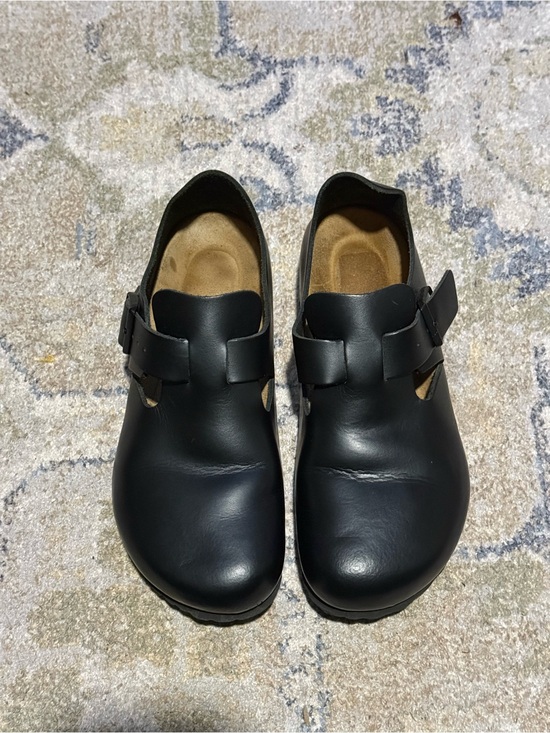 Birkenstock Shoes - London Oiled Leather Birkenstock Black closed toe Slip-On Buckle Shoes